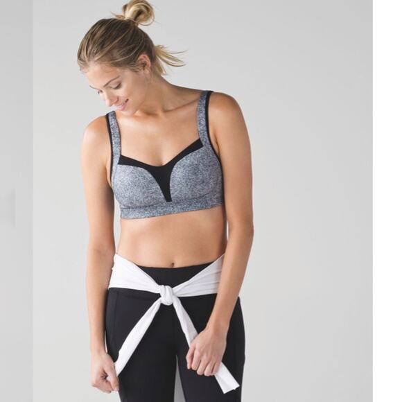 Lululemon Ta Ta Tamer III Rio Mist White Black Size 36 Sports Bra Multiway Top - Picture 5 of 16